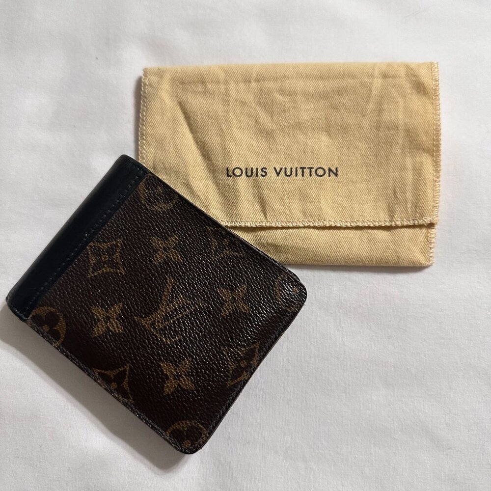 Authentic Louis Vuitton Monogram Macassar Multiple Wallet - C12142 - Picture 7 of 7